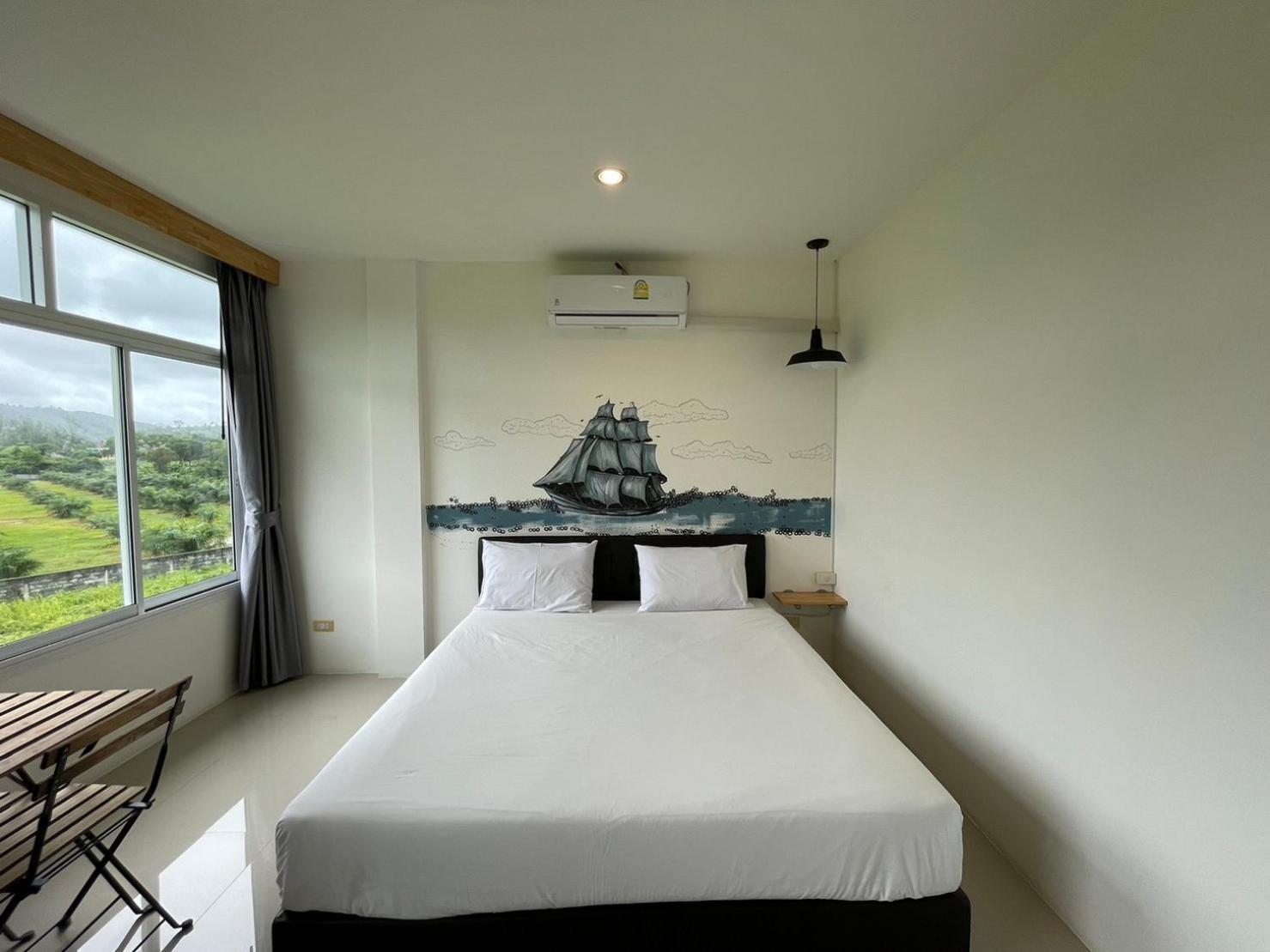 Dwell Phuket Airport Hotel At Naiyang Nai Yang Bagian luar foto